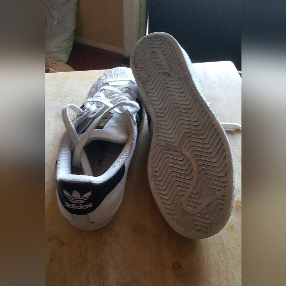 Adidas - Picture 2 of 2